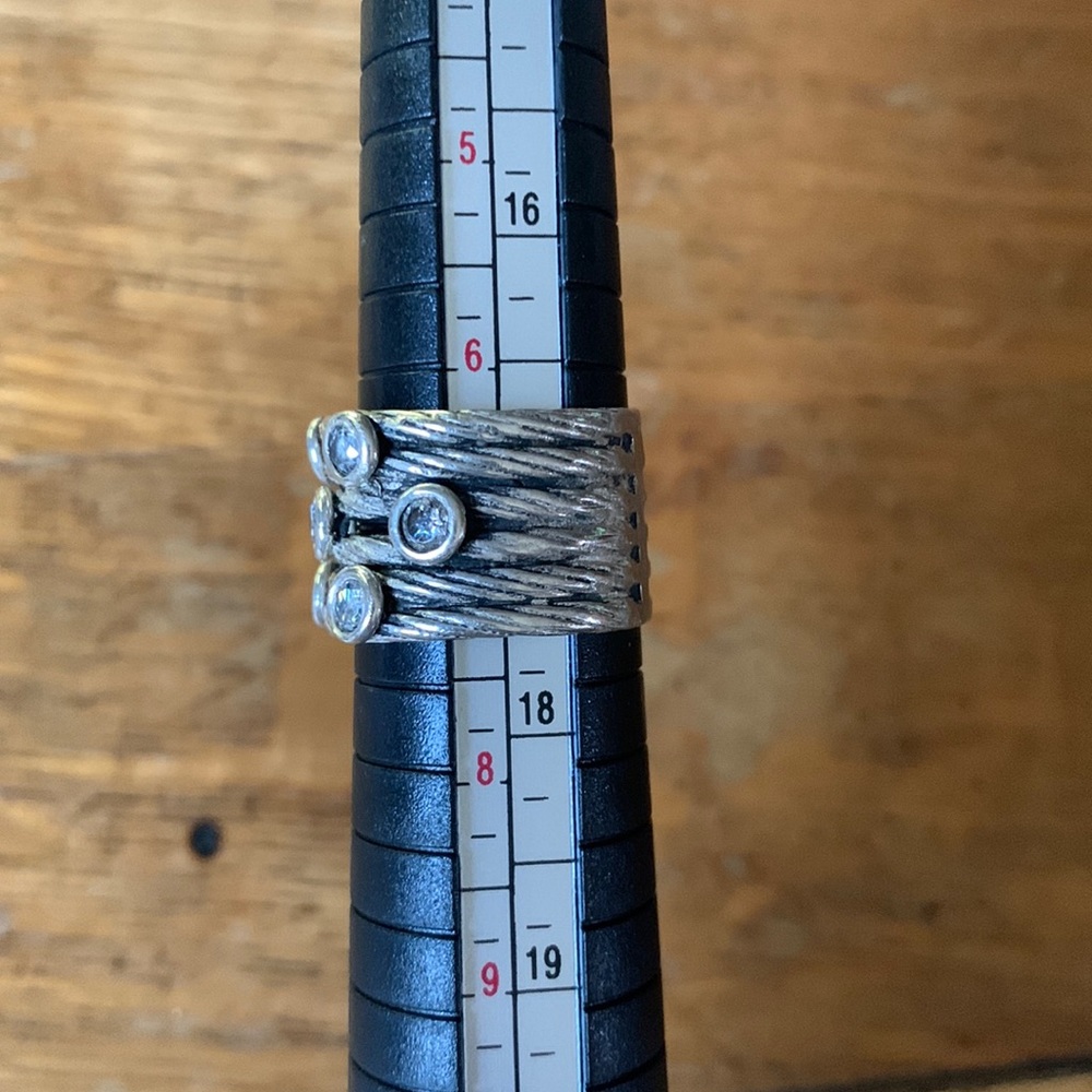Ring - Picture 5 of 5